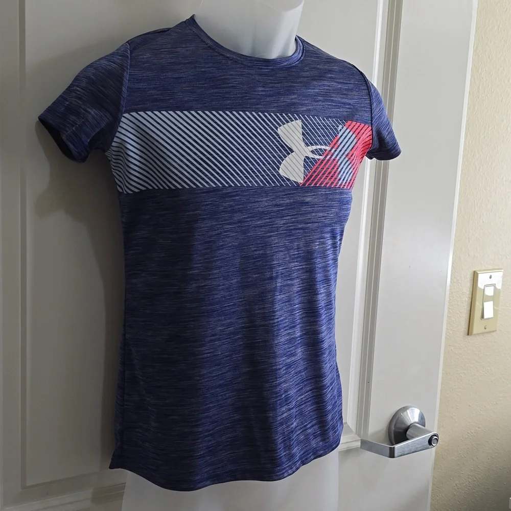 Under‎ Armour T-shirt Size Youth Large New Never Worn
